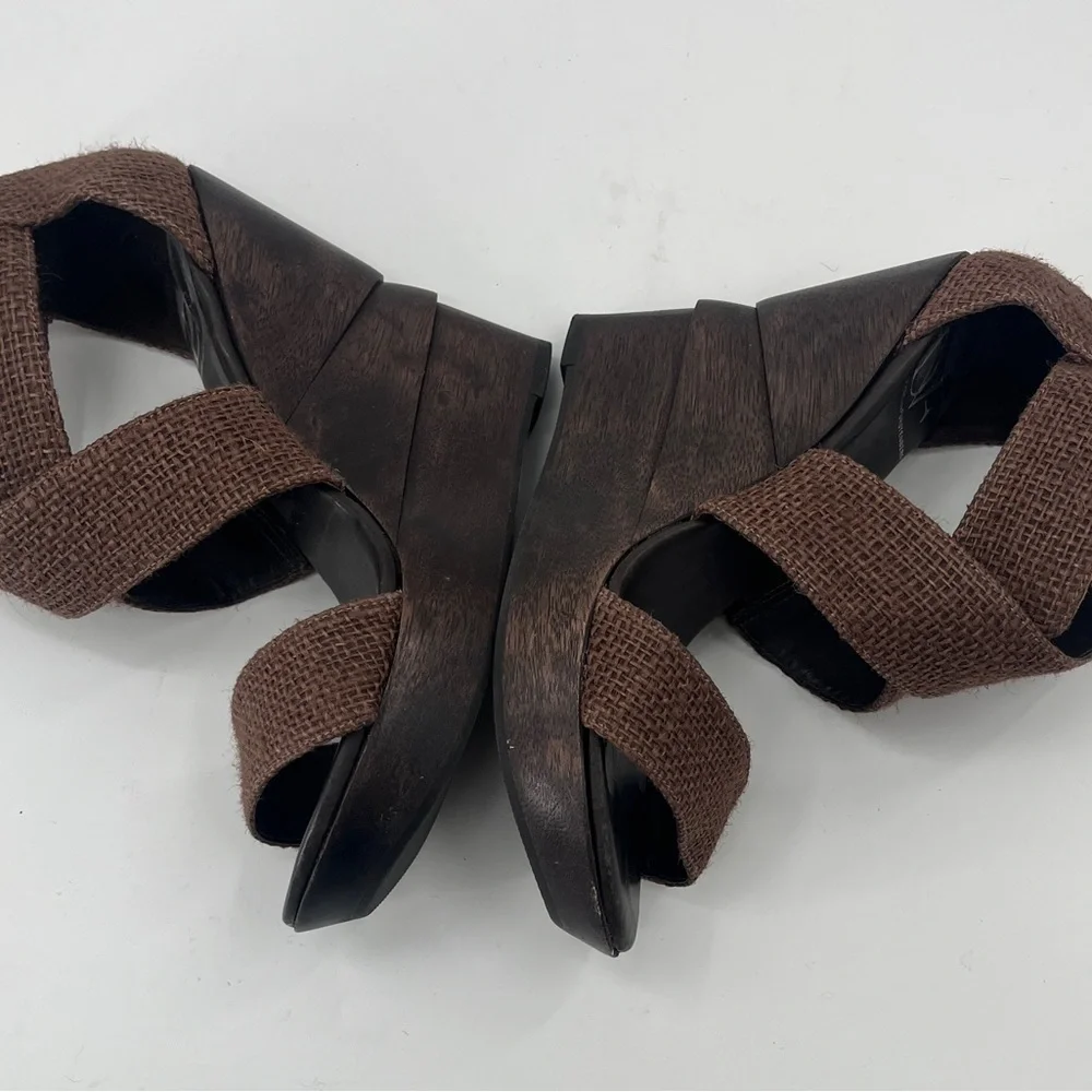 Diane Von Furstenberg Opal Wedge Sandals - Picture 5 of 12
